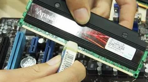 电脑开不了机怎么解决?电脑开不了机的解决方法_www.DNjIsHU.com